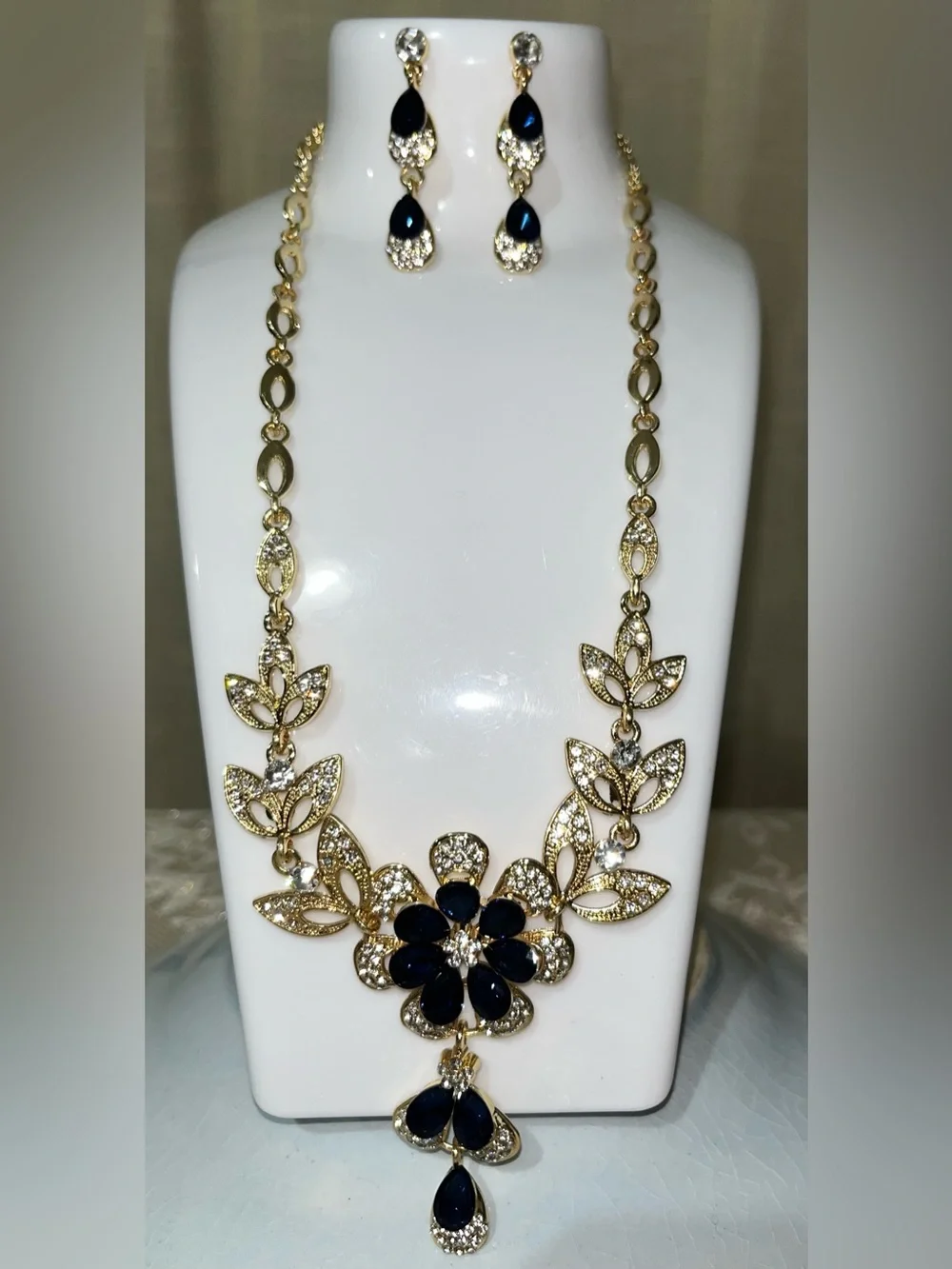 Floral Statement Necklace & Earring Set / Dark Blue & White Rhinestones NEW